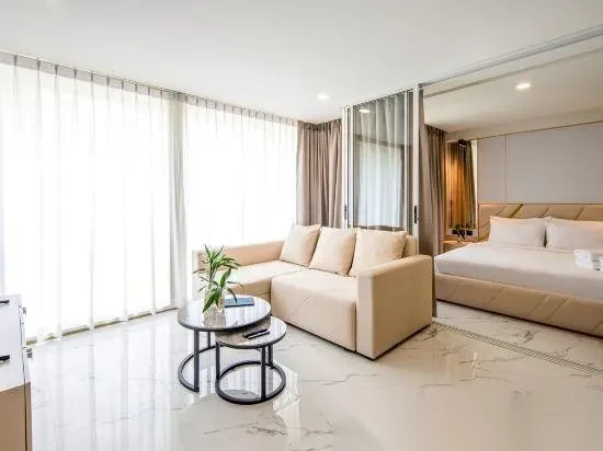 Апартаменты 2BR в ЖК Andaman Riviera · Чернг Тале / Bang Tao · Вид на бассейн — фото 19