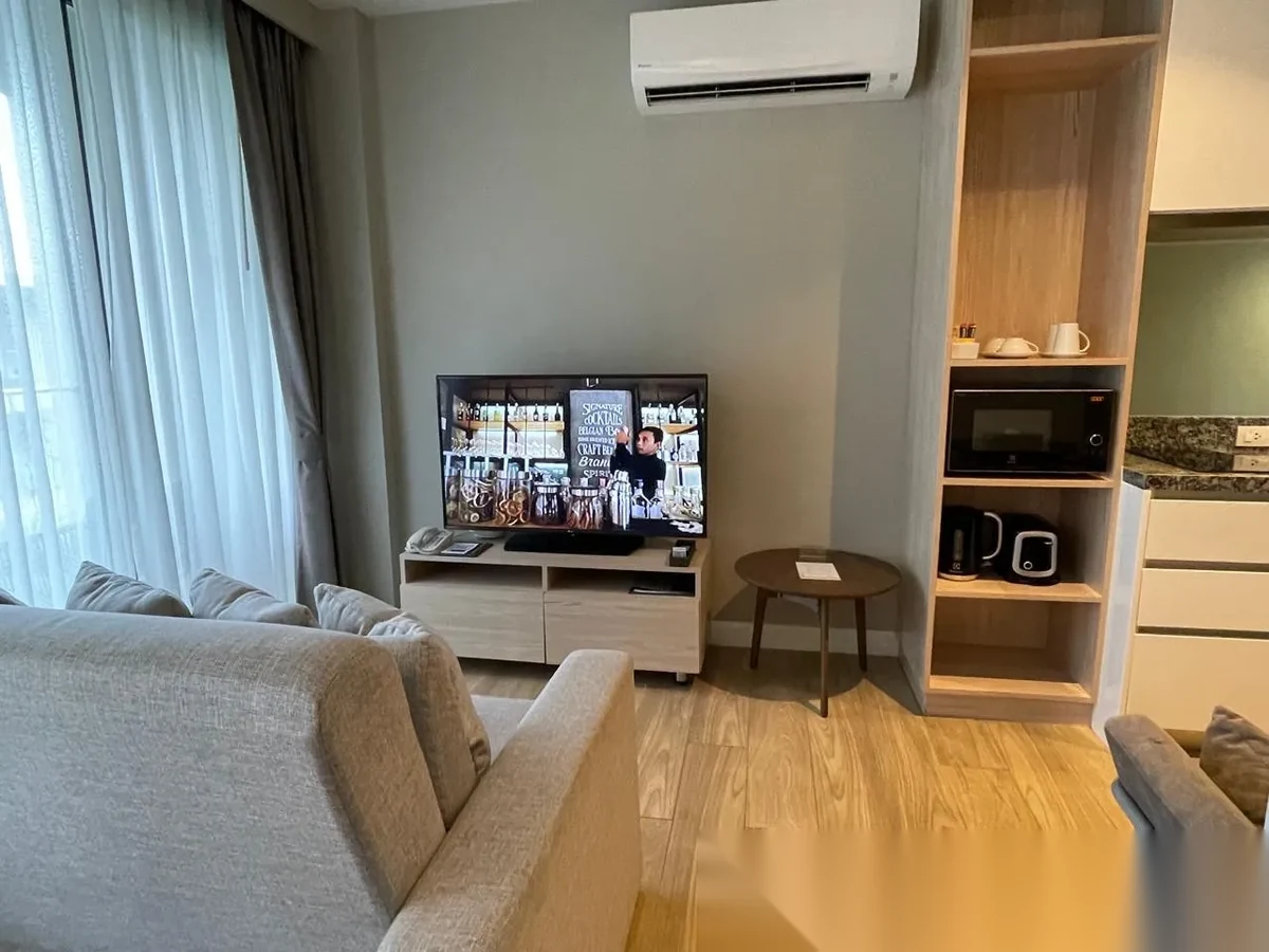 1 Bedroom Apartment for sale at Diamond Condominium Bang Tao complex · Choeng Thale · Pool Access — photo 5
