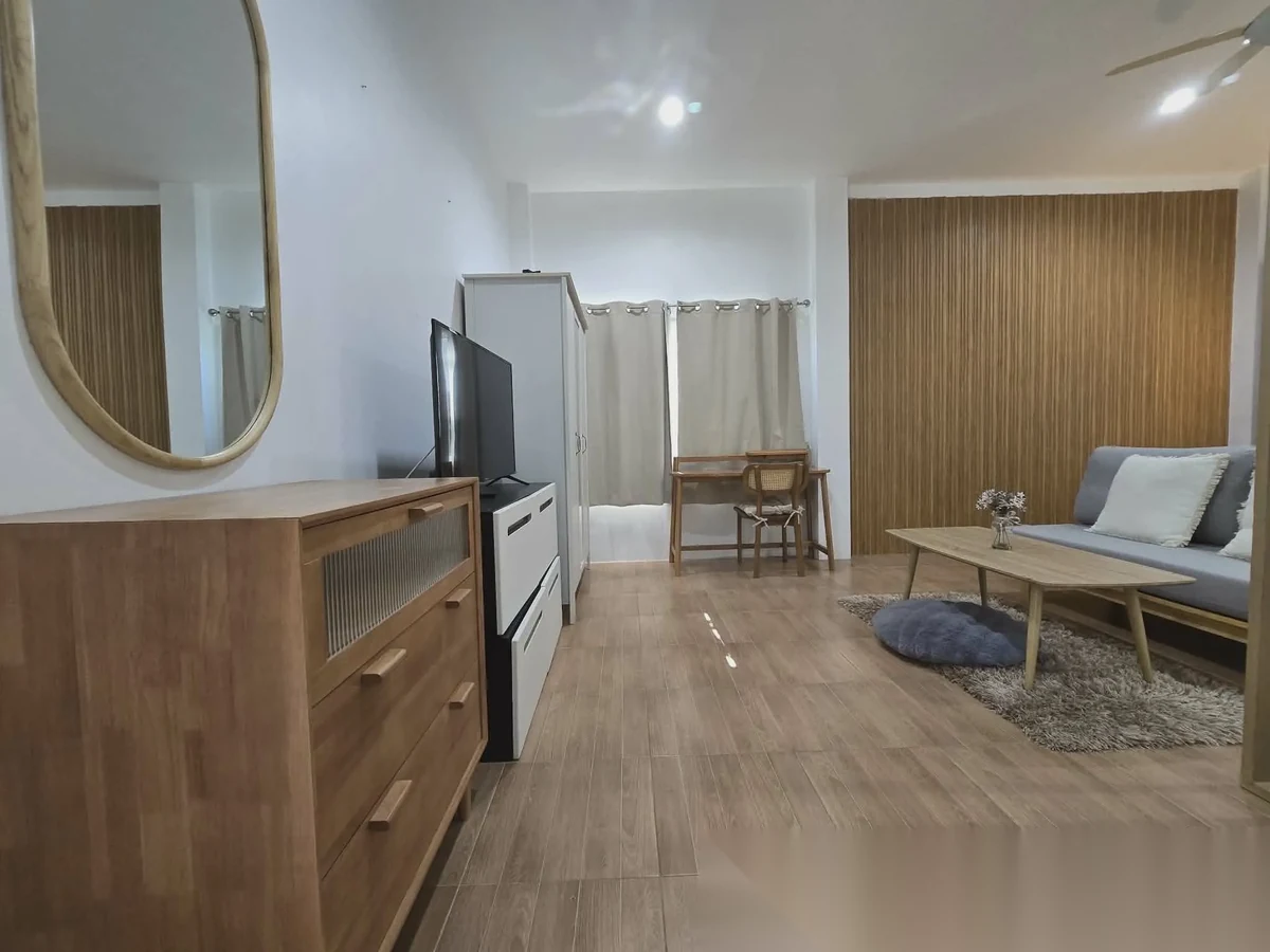 1 Bedroom House for rent at yanui beach house shared pool complex · Rawai · Pool Access — photo 12