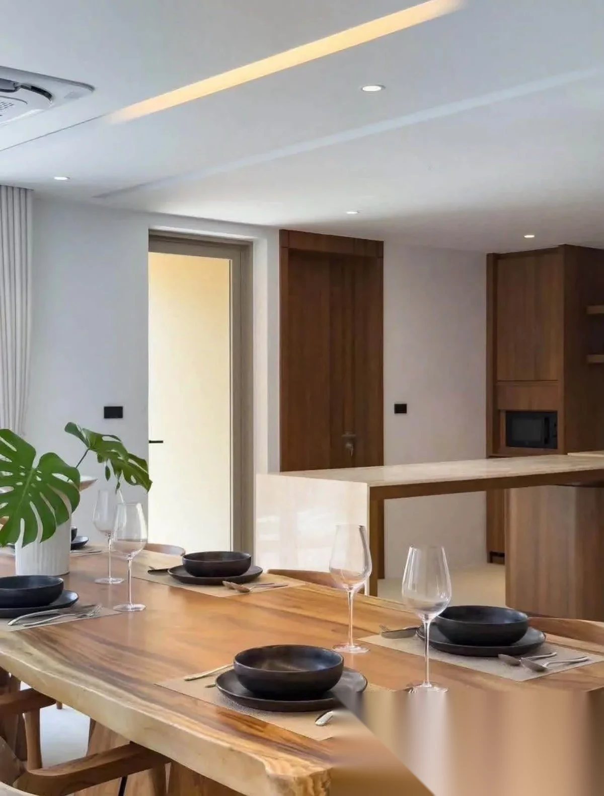Вилла 4BR в комплексе Phuket Country Home Village · Чалонг · Вид на озеро — фото 15