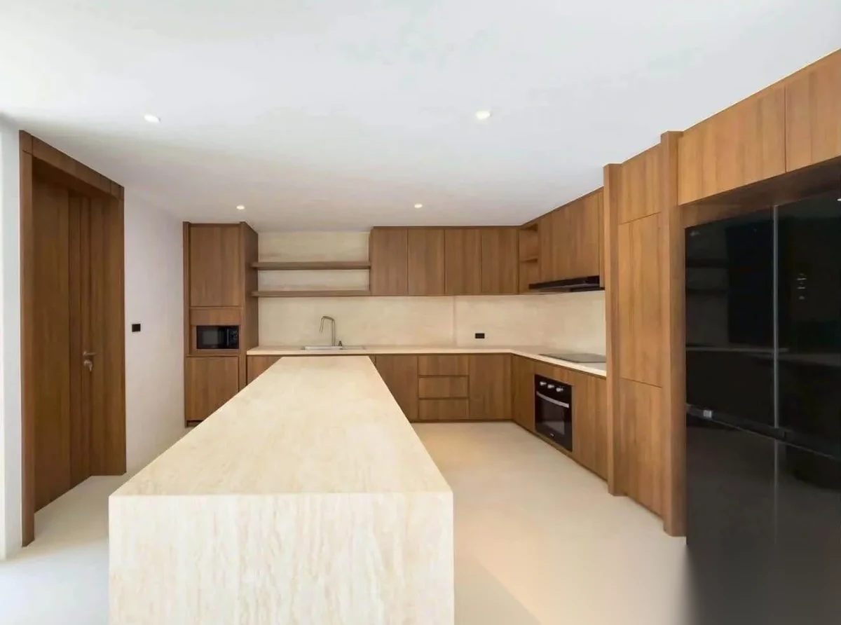 Вилла 4BR в комплексе Phuket Country Home Village · Чалонг · Вид на озеро — фото 16