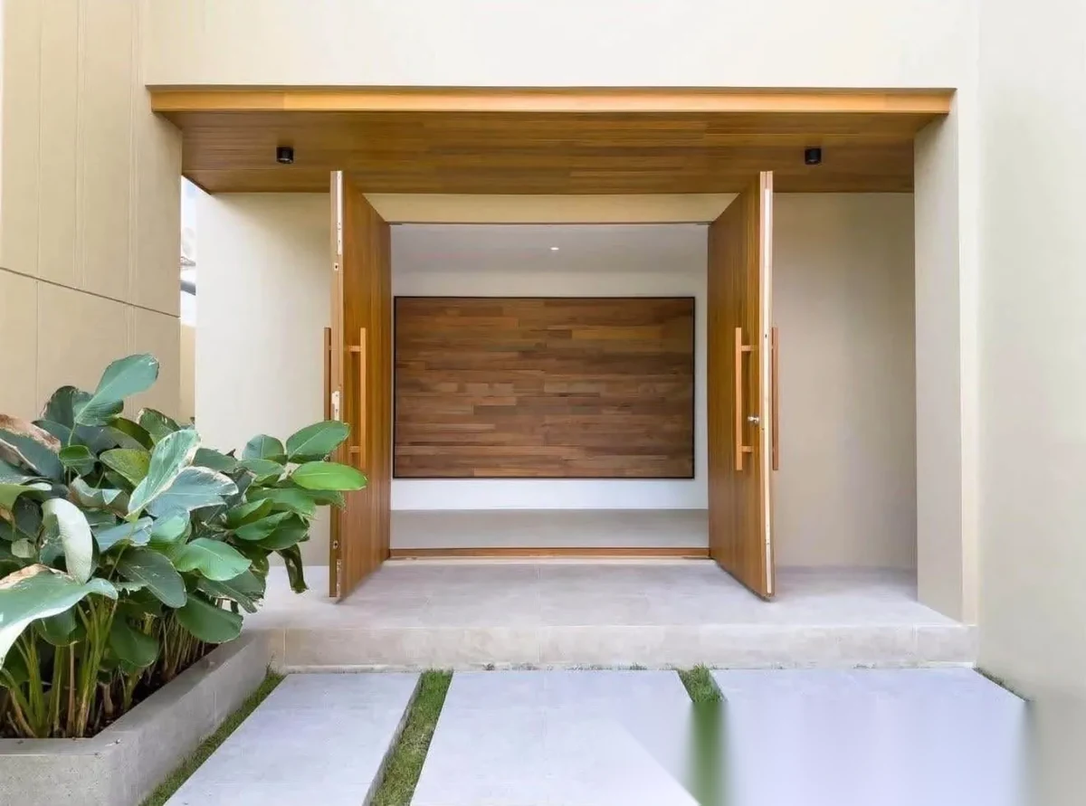 Вилла 4BR в комплексе Phuket Country Home Village · Чалонг · Вид на озеро — фото 21