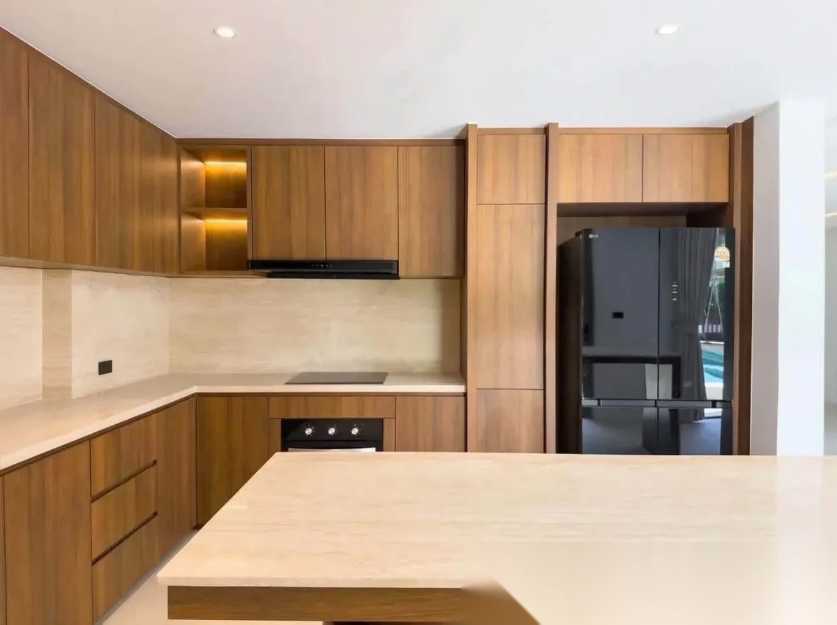 Вилла 4BR в комплексе Phuket Country Home Village · Чалонг · Вид на озеро — фото 28
