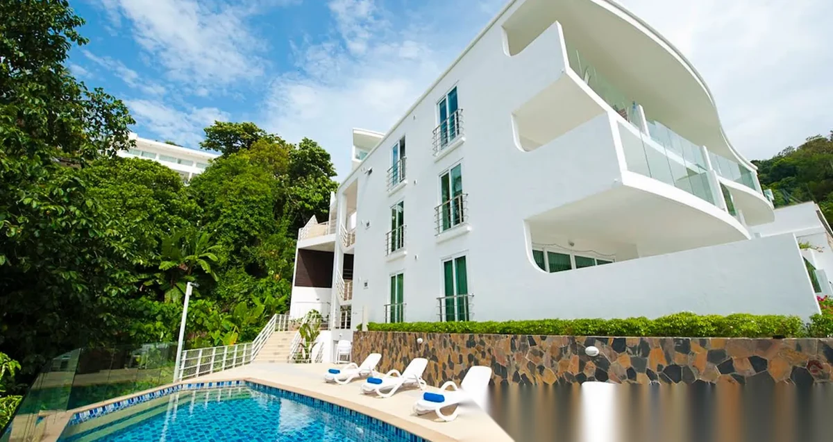 Апартаменты 3BR в ЖК Kata Ocean View · Карон · Вид на море