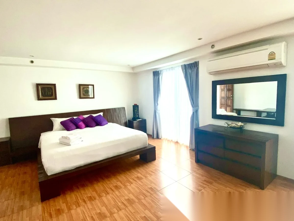 Апартаменты 3BR в ЖК Kata Ocean View · Карон · Вид на море — фото 4