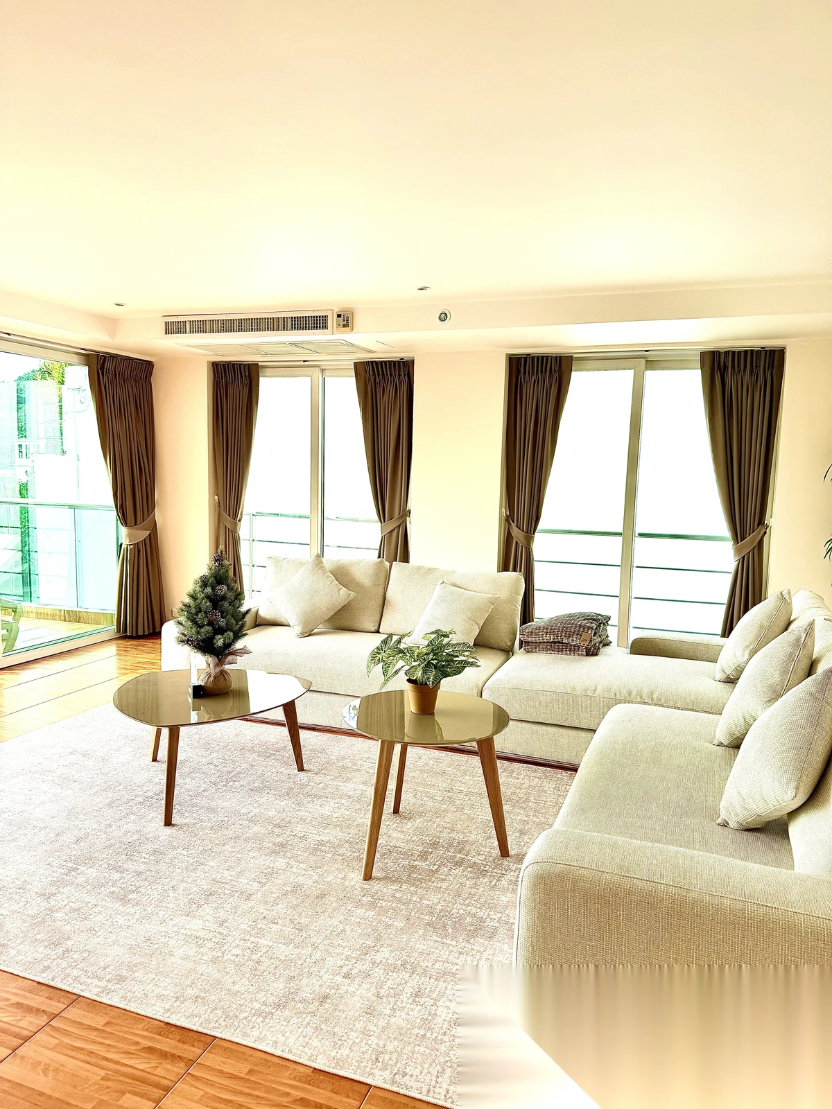 Апартаменты 3BR в ЖК Kata Ocean View · Карон · Вид на море — фото 5