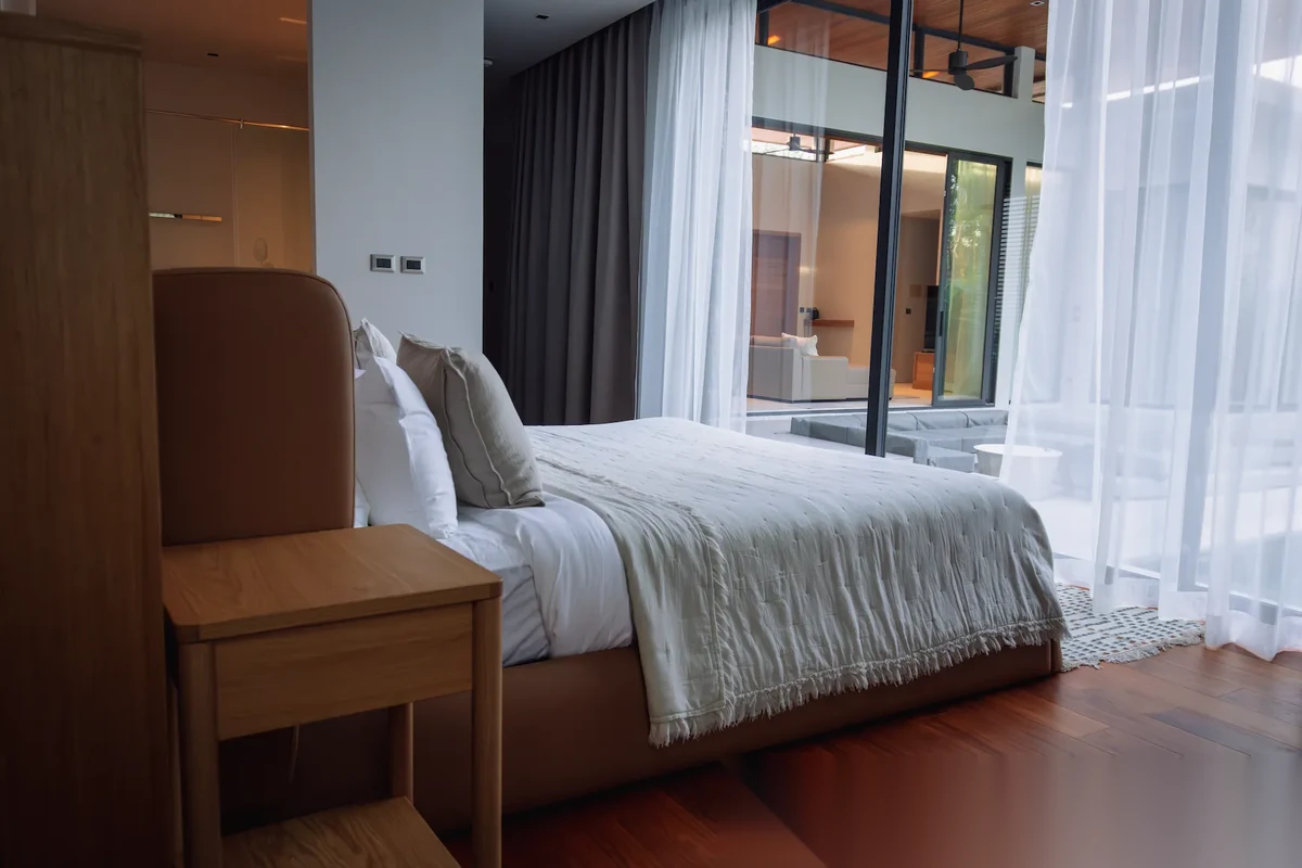 4 Bedroom Villa for sale at Botanica Modern Loft complex · Si Sunthon · Garden View — photo 9
