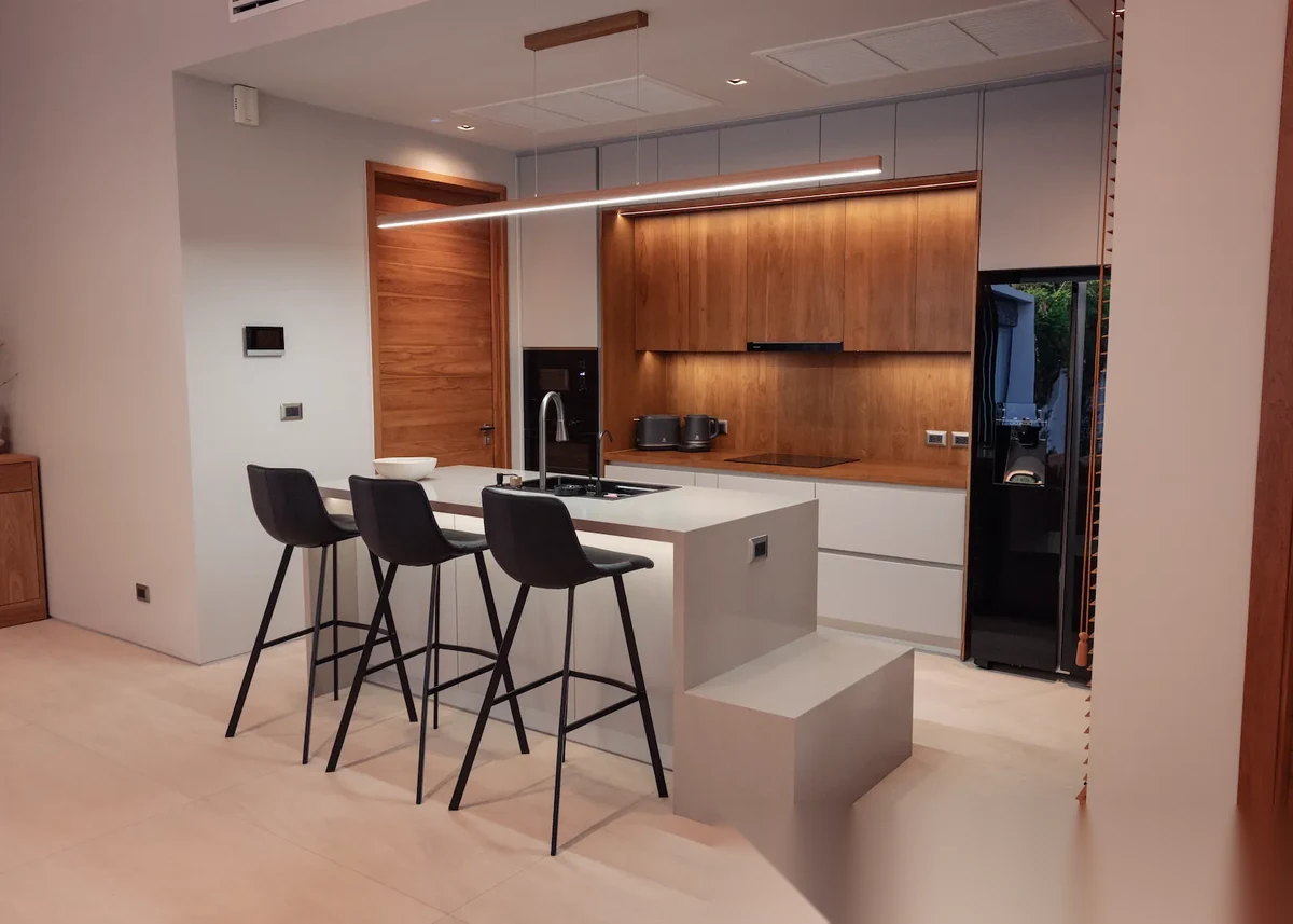 4 Bedroom Villa for sale at Botanica Modern Loft complex · Si Sunthon · Garden View — photo 12