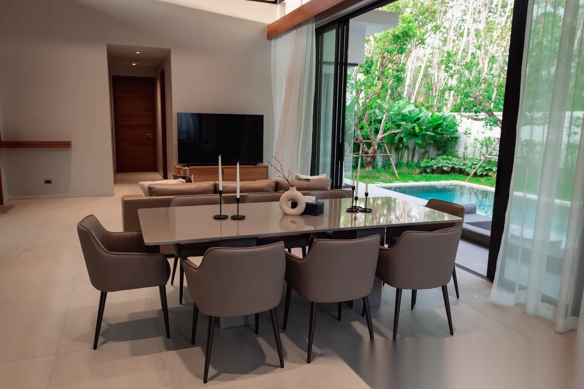 4 Bedroom Villa for sale at Botanica Modern Loft complex · Si Sunthon · Garden View — photo 18