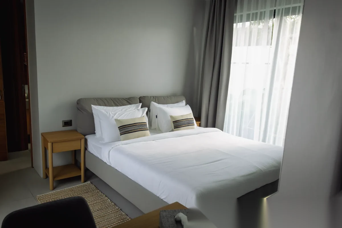 4 Bedroom Villa for sale at Botanica Modern Loft complex · Si Sunthon · Garden View — photo 24