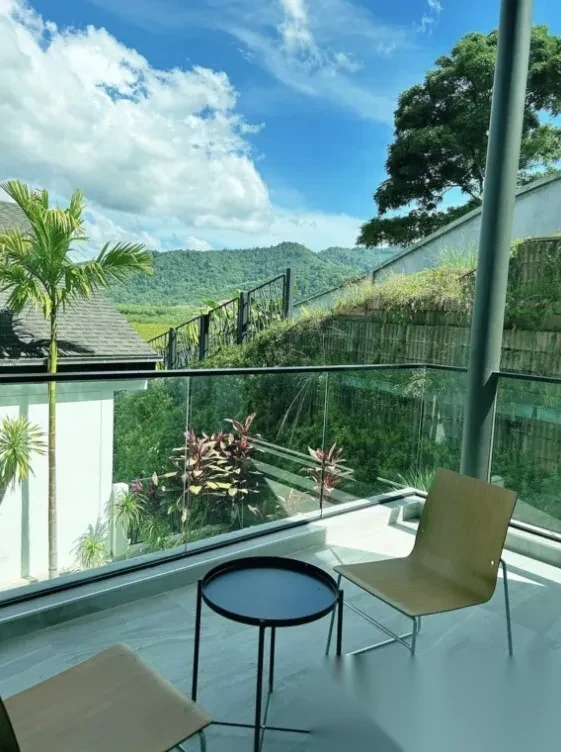 4 Bedroom Villa for sale at Grand View Residence complex · Choeng Thale — photo 3