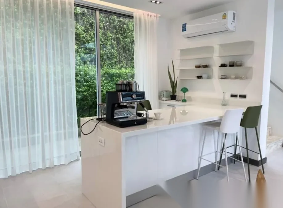 4 Bedroom Villa for sale at Grand View Residence complex · Choeng Thale — photo 8