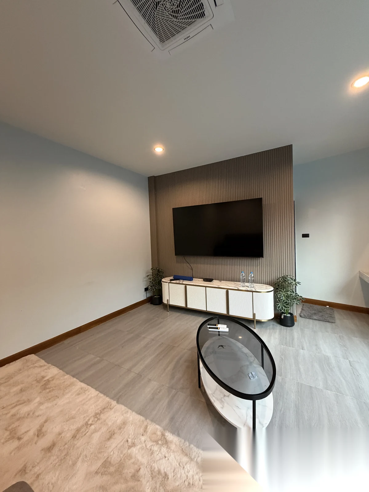 2 Bedroom Villa for rent · Thep Krasattri · Pool View — photo 4
