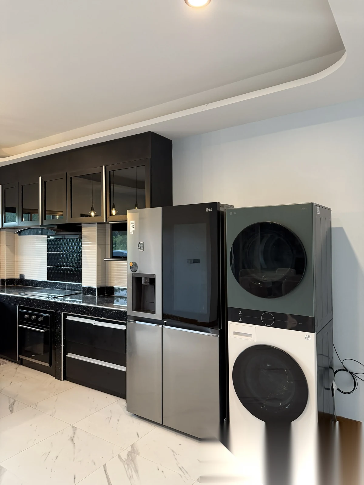2 Bedroom Villa for rent · Thep Krasattri · Pool View — photo 9