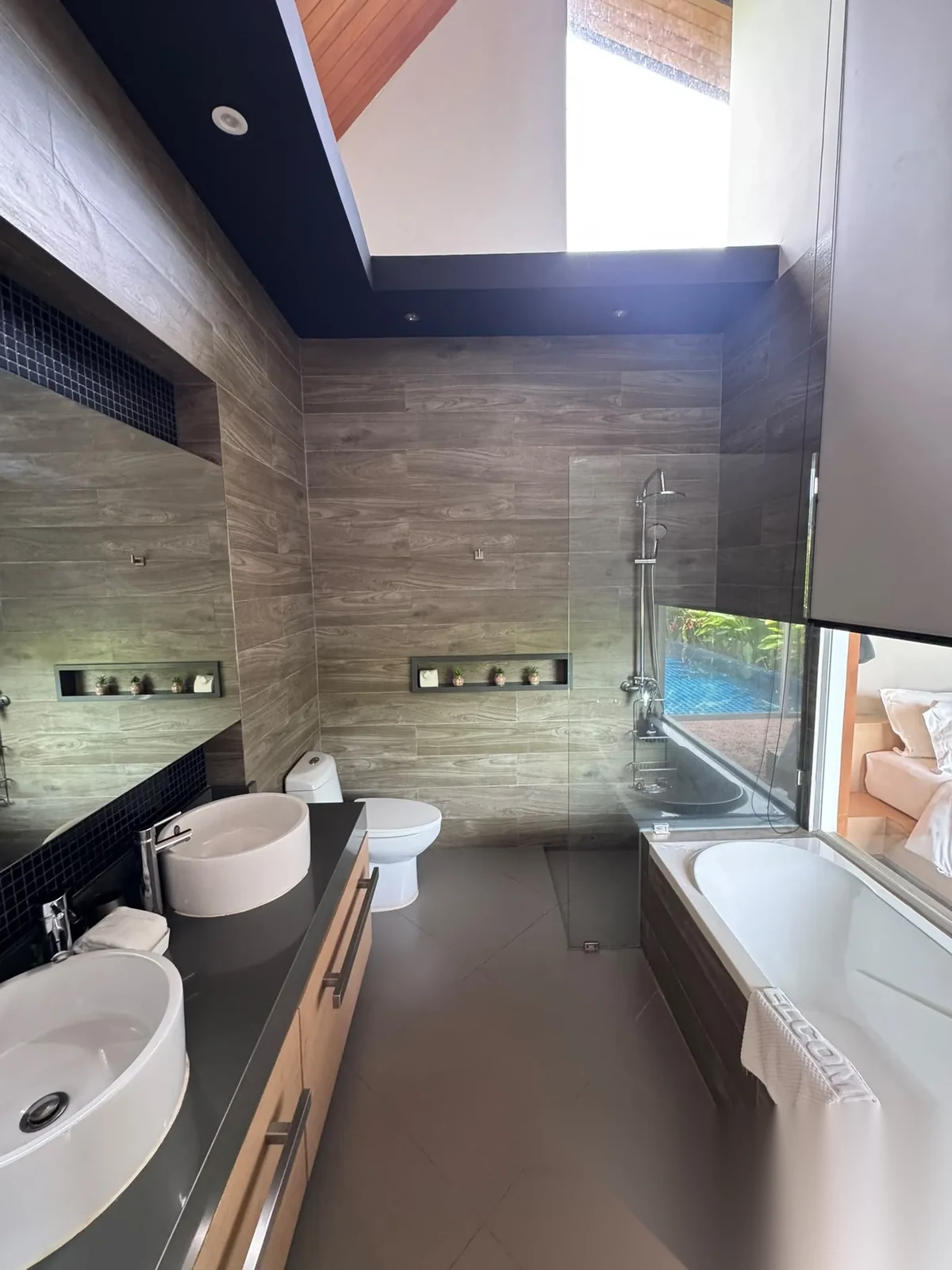 Вилла 2BR в комплексе Villa Sunpao · Чернг Тале / Bang Tao · Вид на бассейн — фото 10
