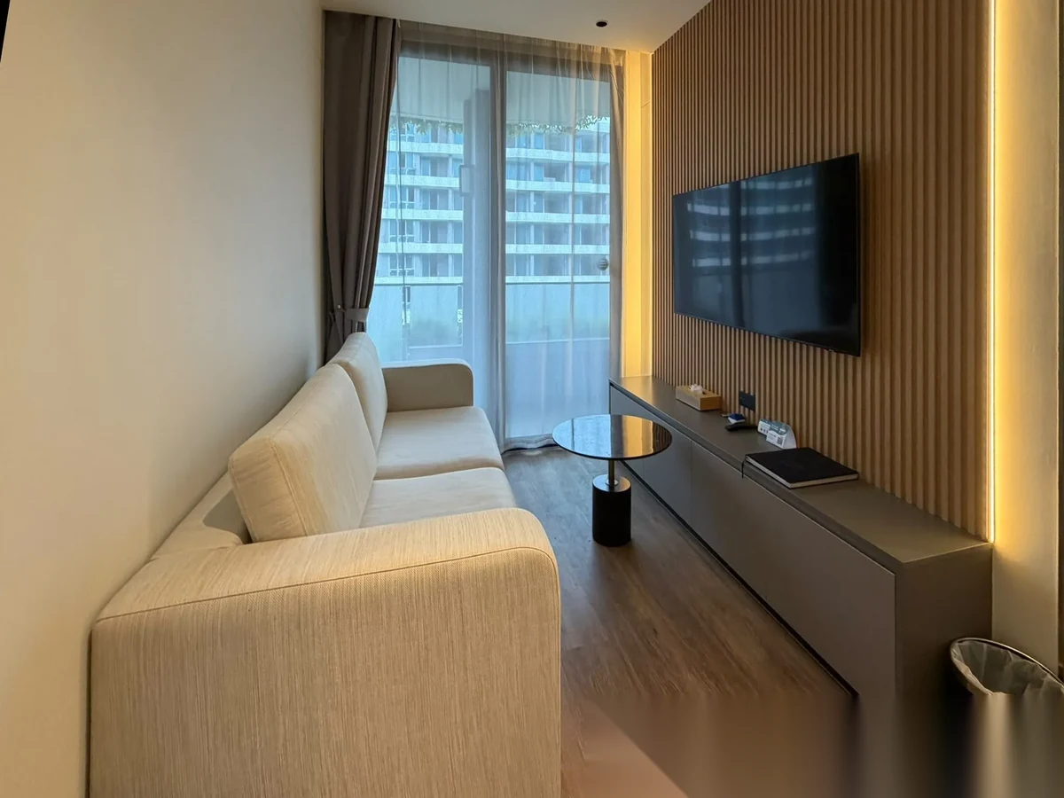 2 Bedroom Apartment for sale at Layan Green Park Phase 1 complex · Choeng Thale · Pool View — photo 6