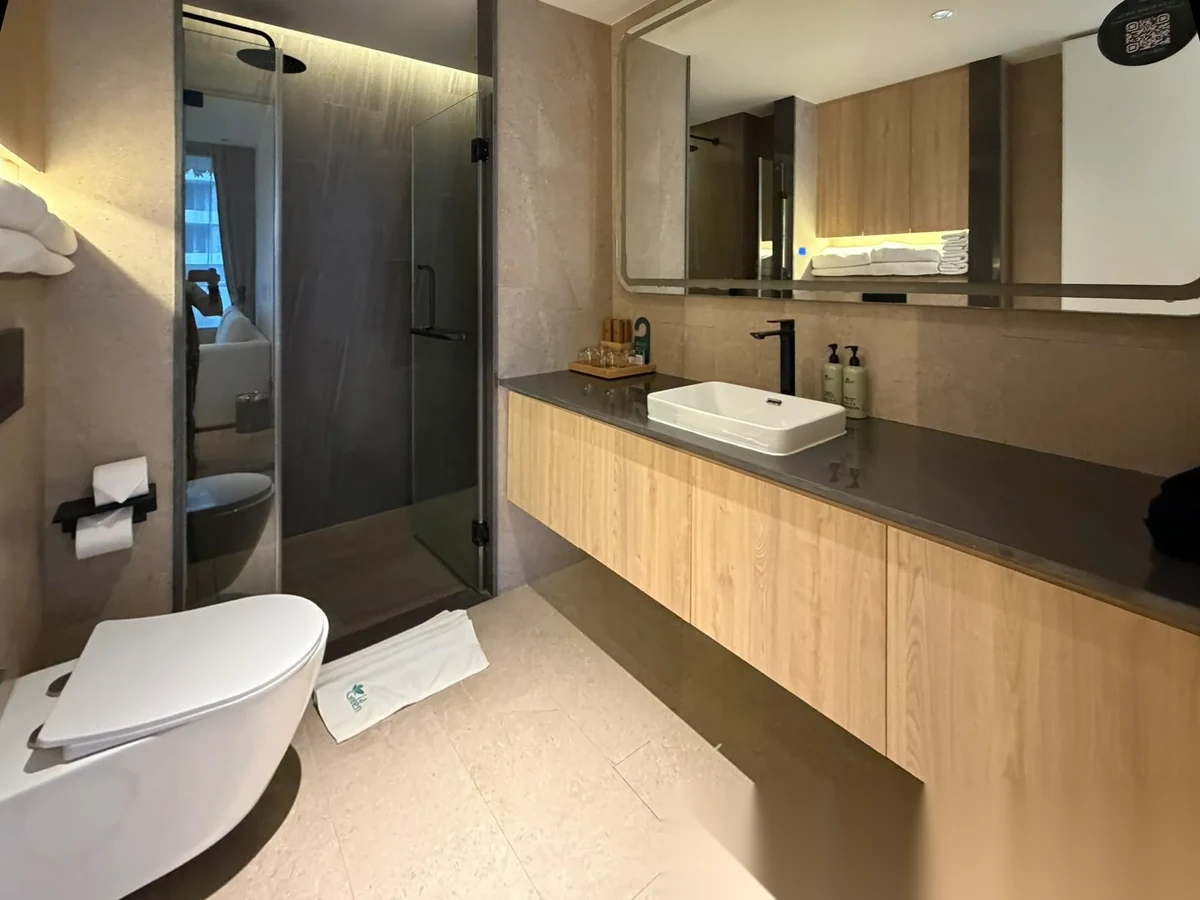 2 Bedroom Apartment for sale at Layan Green Park Phase 1 complex · Choeng Thale · Pool View — photo 9