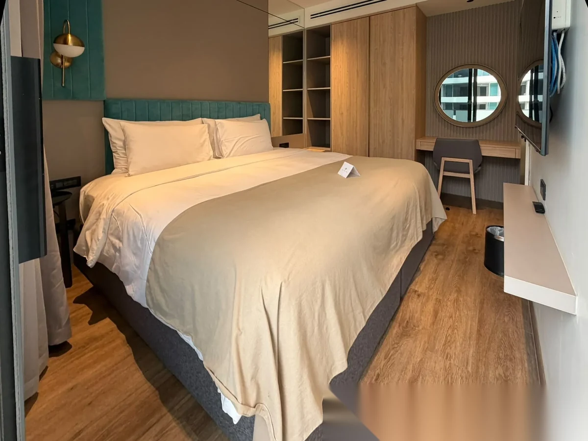 2 Bedroom Apartment for sale at Layan Green Park Phase 1 complex · Choeng Thale · Pool View — photo 17