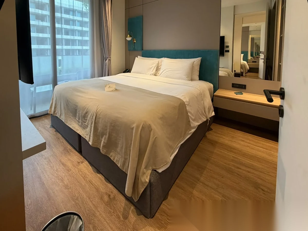 2 Bedroom Apartment for sale at Layan Green Park Phase 1 complex · Choeng Thale · Pool View — photo 19