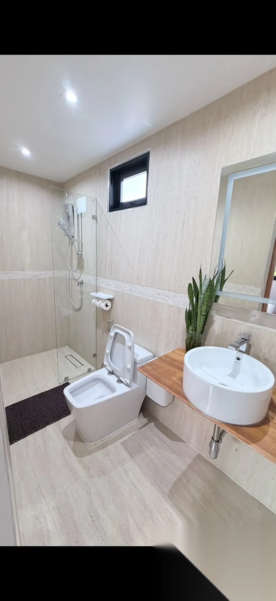 10 Bedroom Villa for sale — photo 48