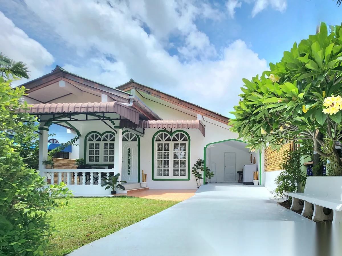 2 Bedroom House for rent at 83/4 PATONG BEACH HOUSE complex · Patong · Garden View — photo 2