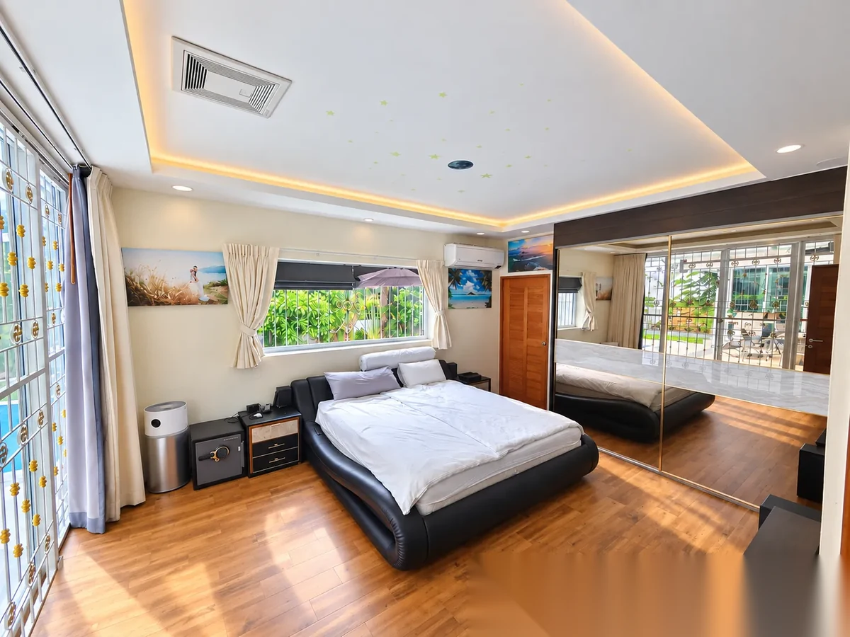 3 Bedroom Villa for sale · Pool Access — photo 3
