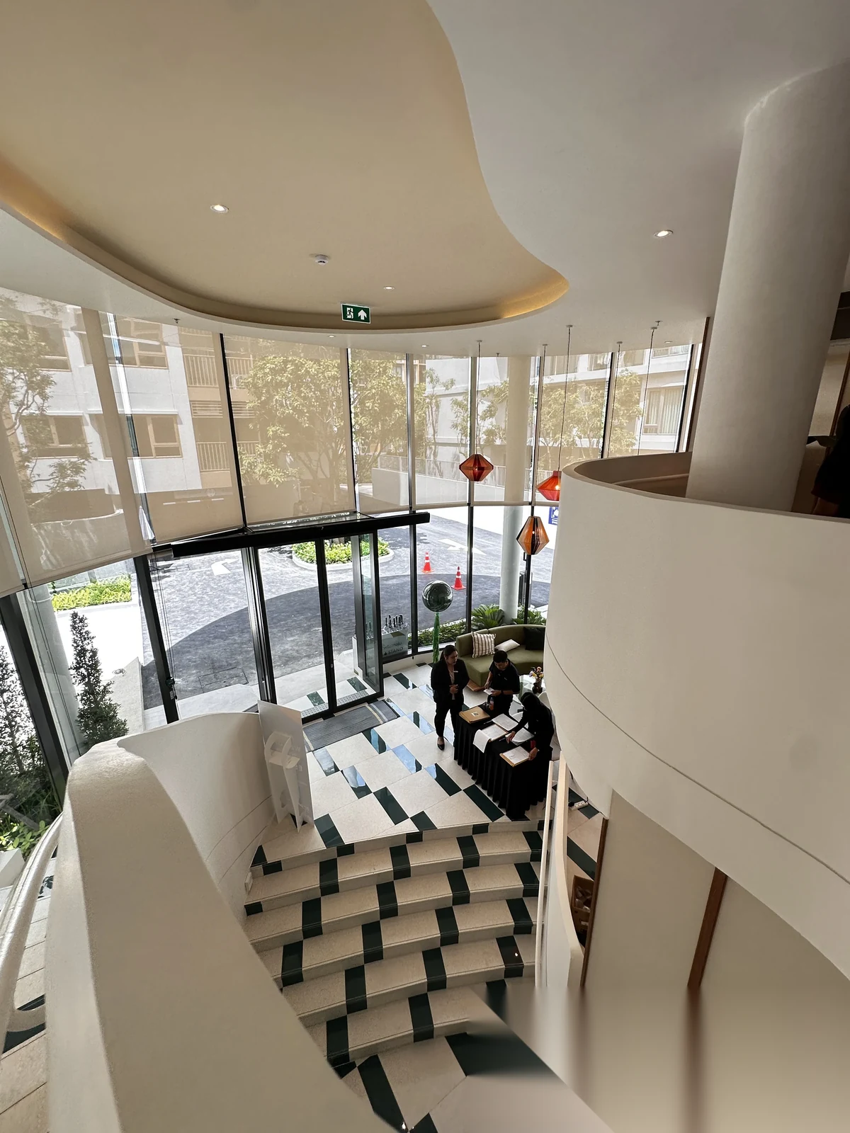 Апартаменты 2BR в ЖК Escent Phuket · Вичит · Вид в сад — фото 15
