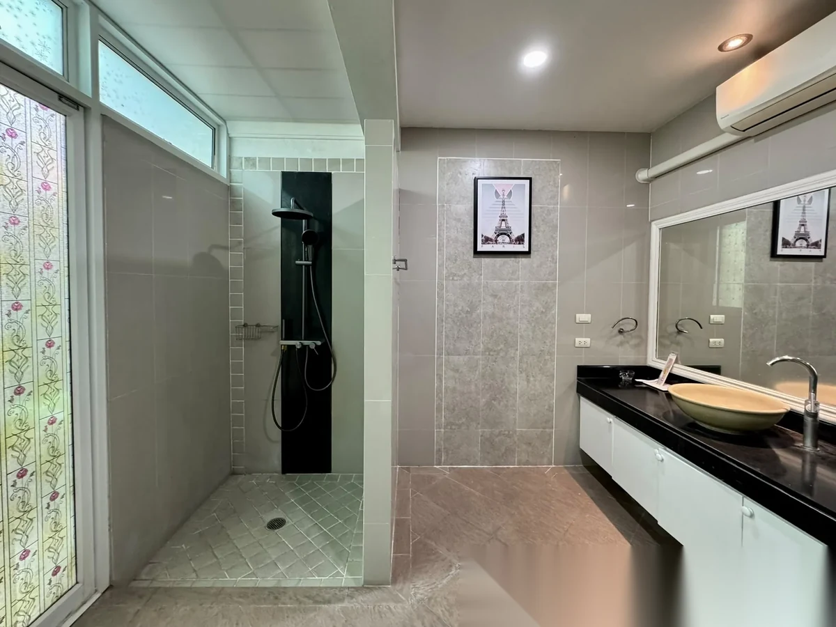4 Bedroom Villa for sale at Ocean Palms Villa Bangtao complex · Choeng Thale · Pool View — photo 34