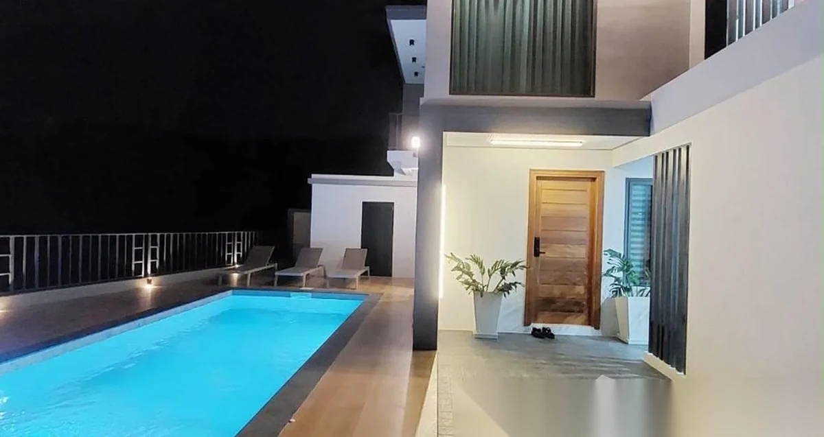 Вилла 3BR в комплексе luxury villa between rawai and kata · Карон