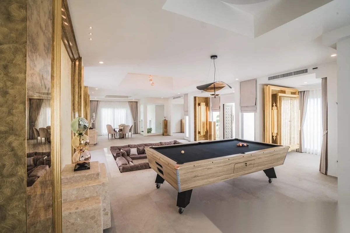 5 Bedroom Villa for sale at Ivory Villas Phase 2 complex · Rawai · Pool Access — photo 6