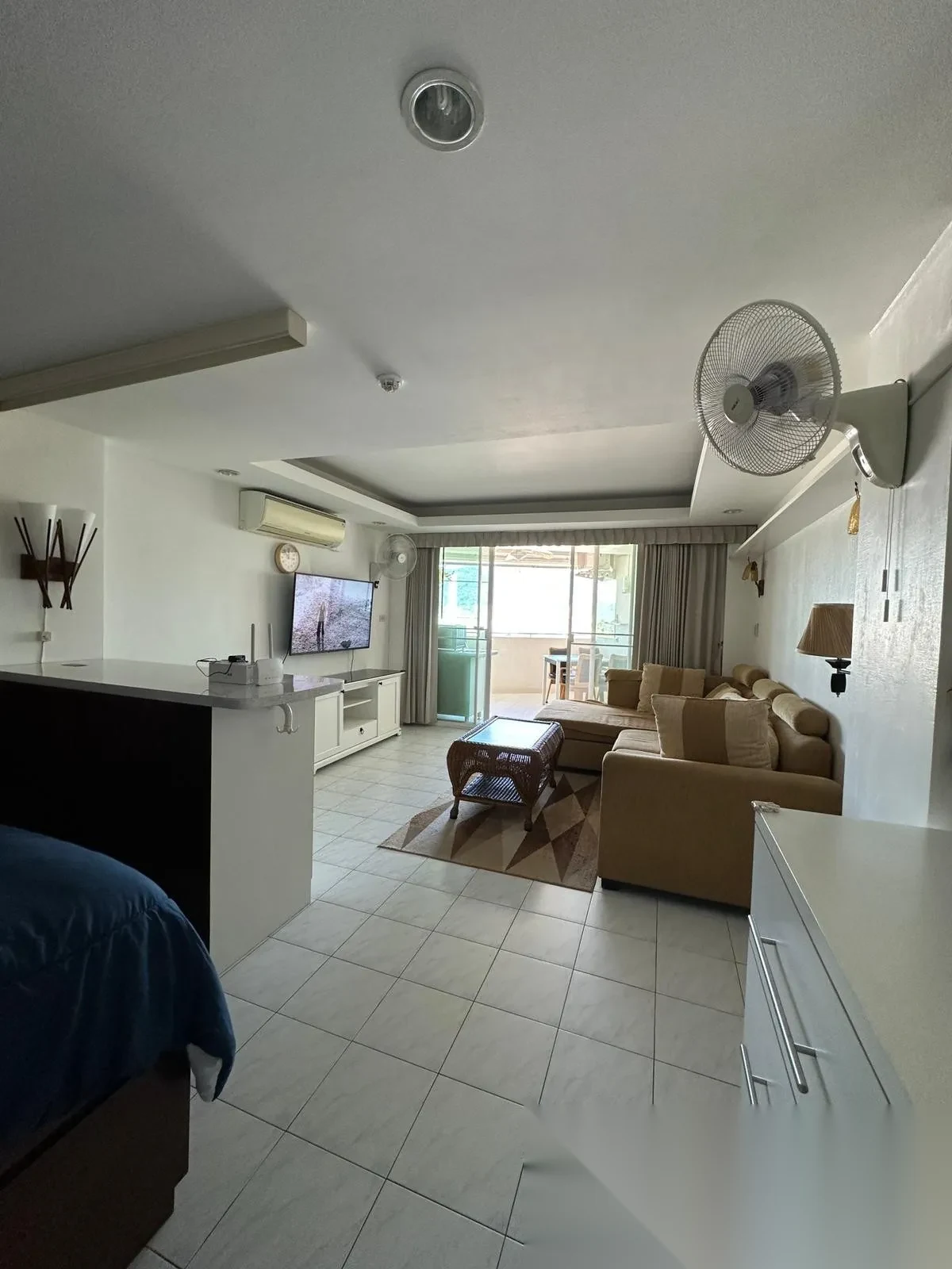 1 Bedroom Apartment for rent at Phuket Palace complex · Patong · Sea View — photo 2