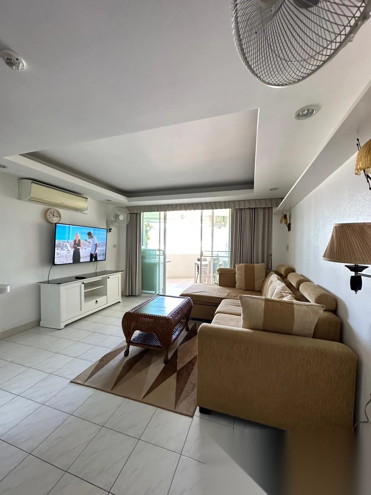 1 Bedroom Apartment for rent at Phuket Palace complex · Patong · Sea View — photo 3