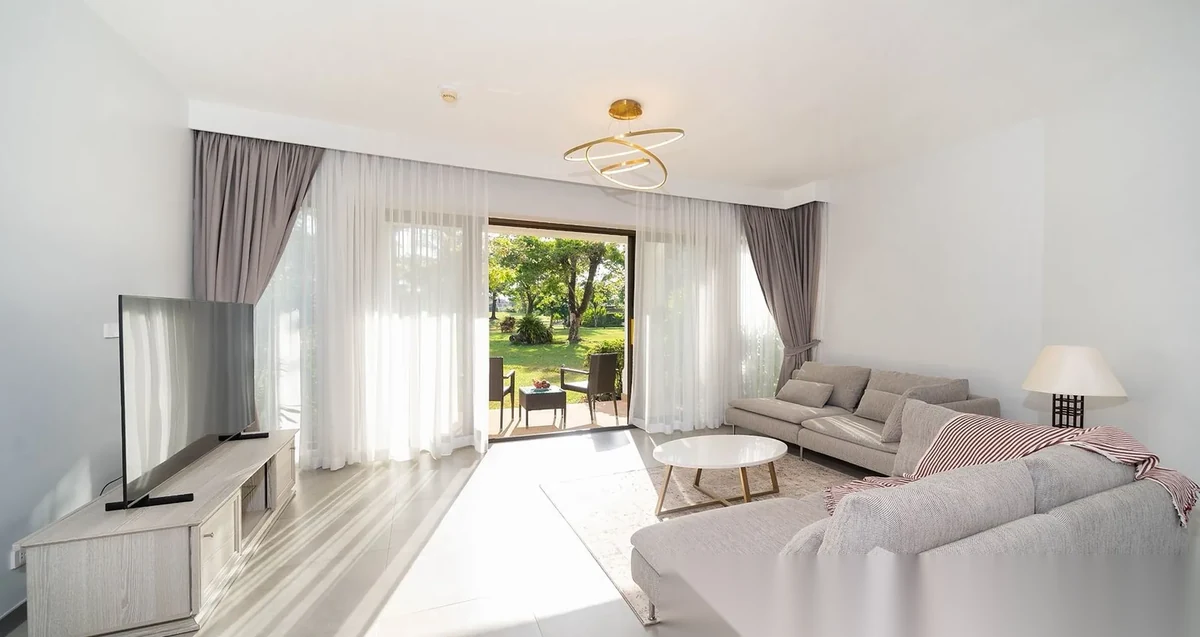 2 Bedroom Apartment for rent at Allamanda 2 & 3 Condominium complex · Choeng Thale · Garden View — превью PDF