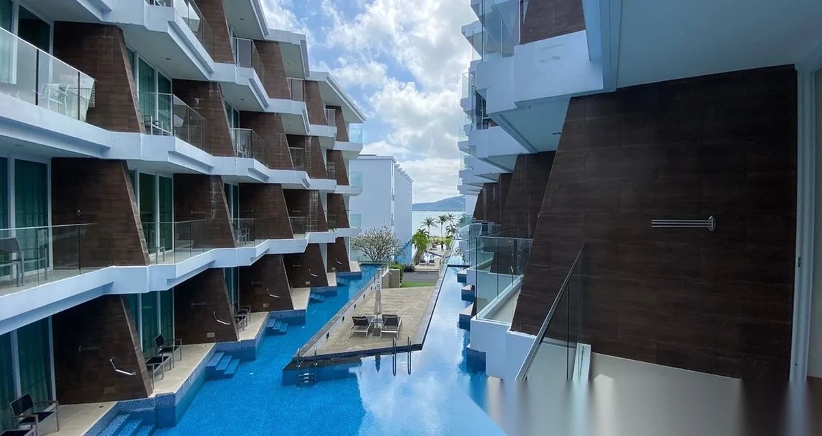 Апартаменты 1BR в ЖК The Beachfront · Раваи · Частичный вид на море