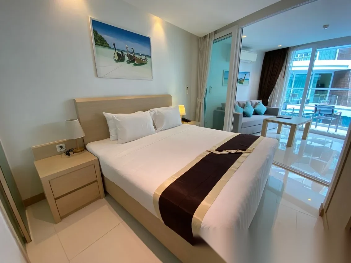 Апартаменты 1BR в ЖК The Beachfront · Раваи · Частичный вид на море — фото 2