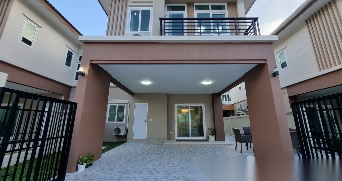 4 Bedroom House for rent at Mana Kathu Lake complex · Kathu — превью PDF