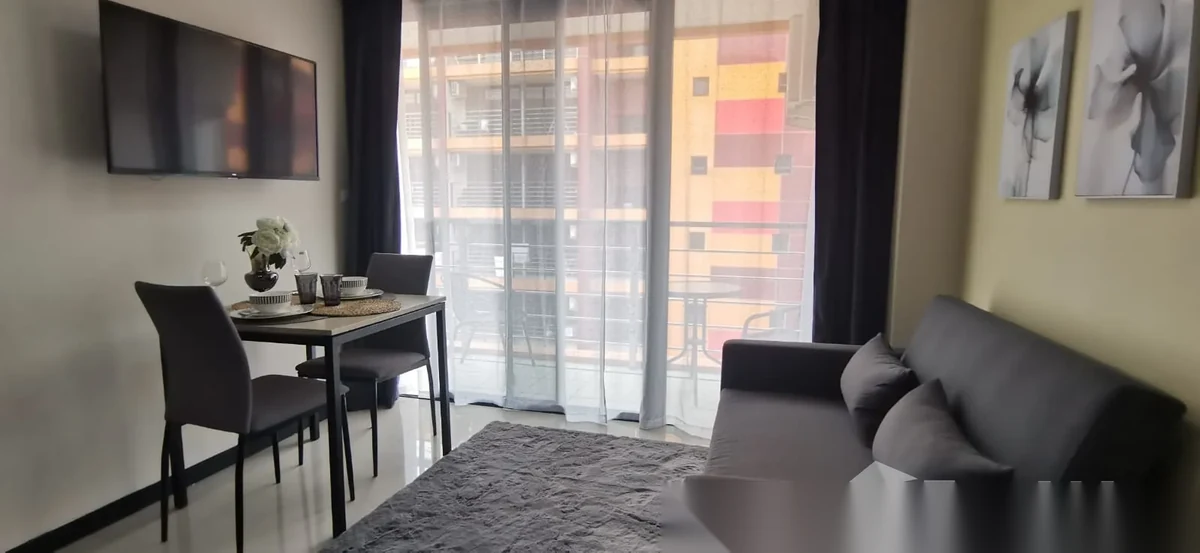Апартаменты 1BR в ЖК Nai Harn Beach Condominium · Раваи