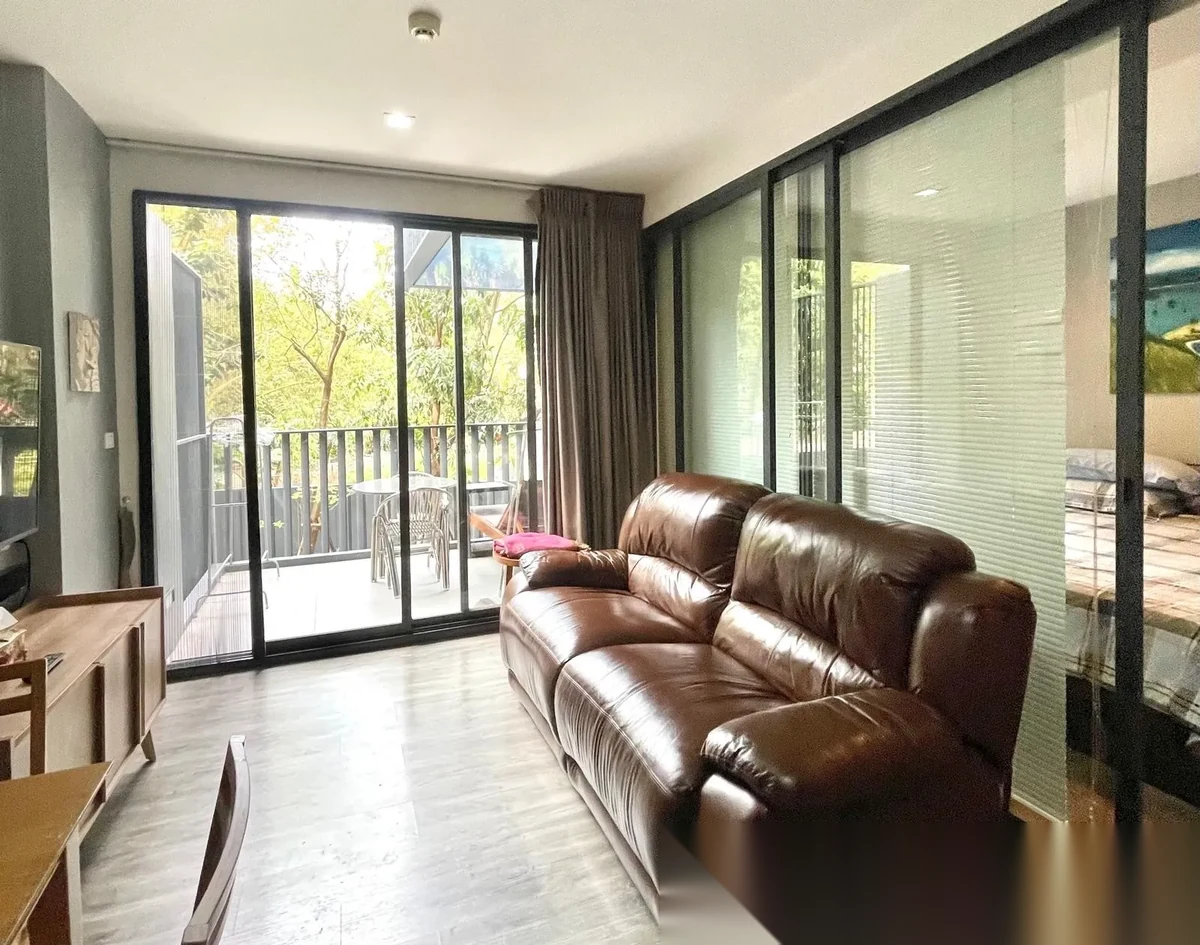 1 Bedroom Apartment for rent at The Deck Patong complex · Patong — photo 2