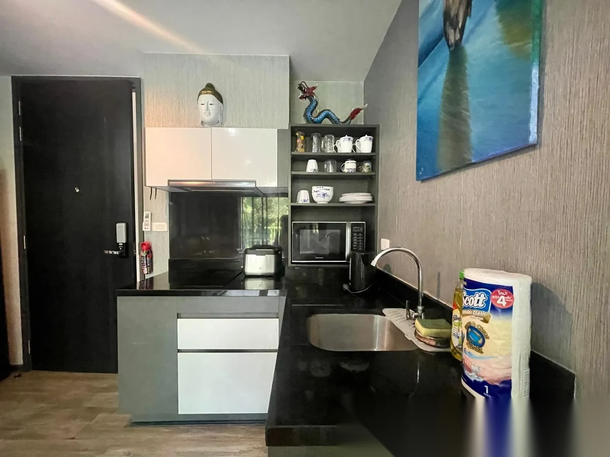 1 Bedroom Apartment for rent at The Deck Patong complex · Patong — photo 12