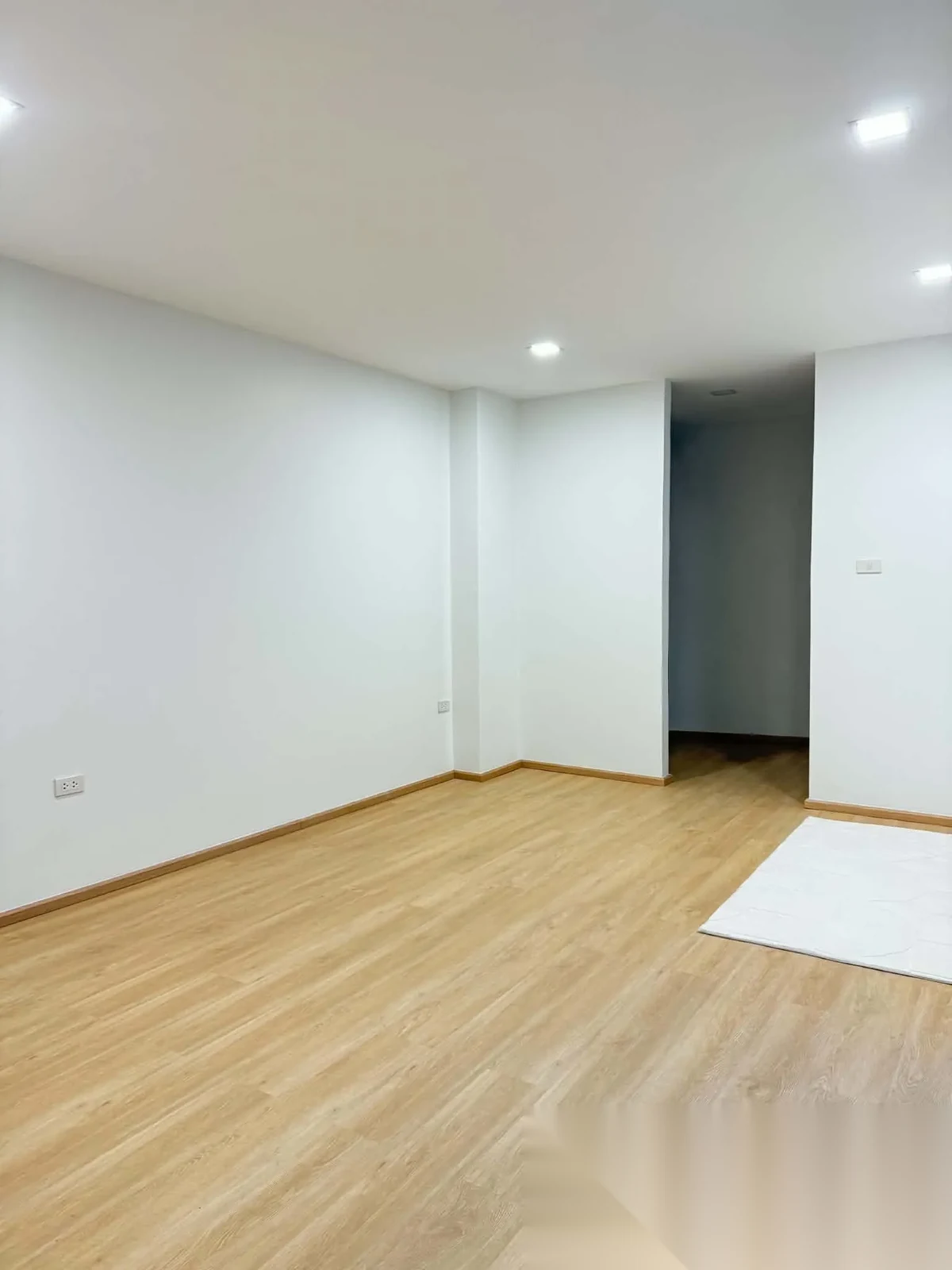 Вилла 5BR в комплексе Phuket City Home · Пхукет-таун · Вид на бассейн — фото 17