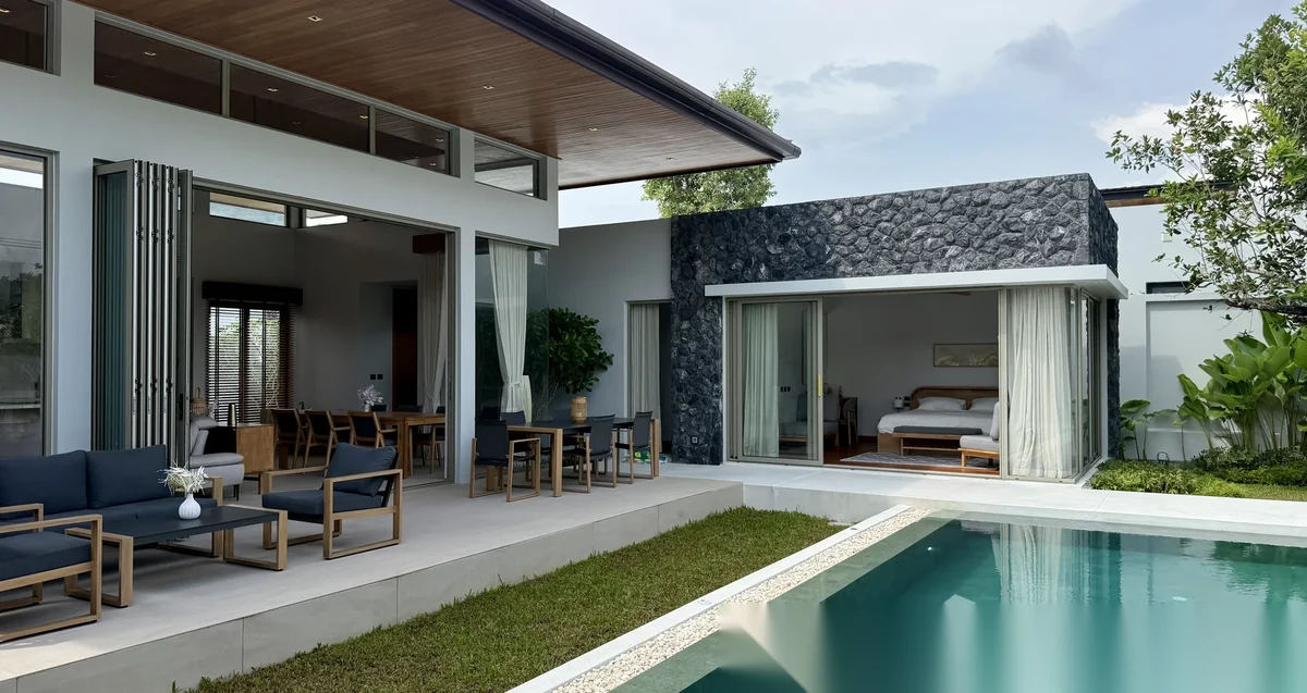 4 Bedroom Villa for rent at Botanica Foresta complex · Thep Krasattri · Pool View — превью PDF