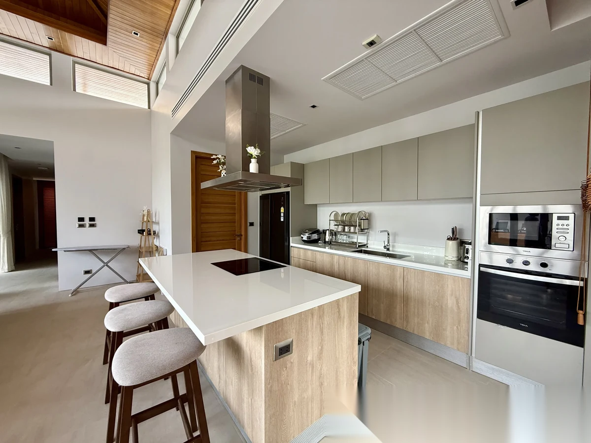 4 Bedroom Villa for rent at Botanica Foresta complex · Thep Krasattri · Pool View — photo 9