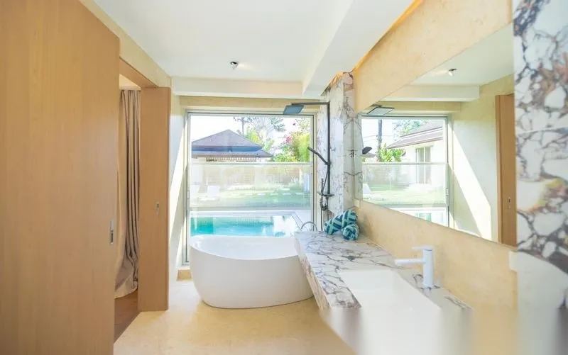 5 Bedroom Villa for rent at Tanode Estate complex · Choeng Thale · Pool Access — photo 8