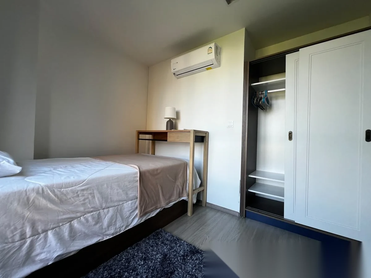 Апартаменты 2BR в ЖК THE BASE Central Phuket · Вичит · Вид на бассейн — фото 10