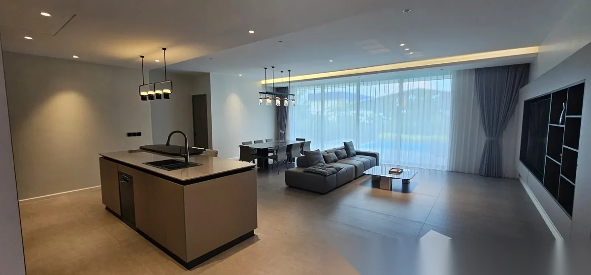 4 Bedroom Villa for rent at Clover Residence complex · Si Sunthon · Pool View — photo 6