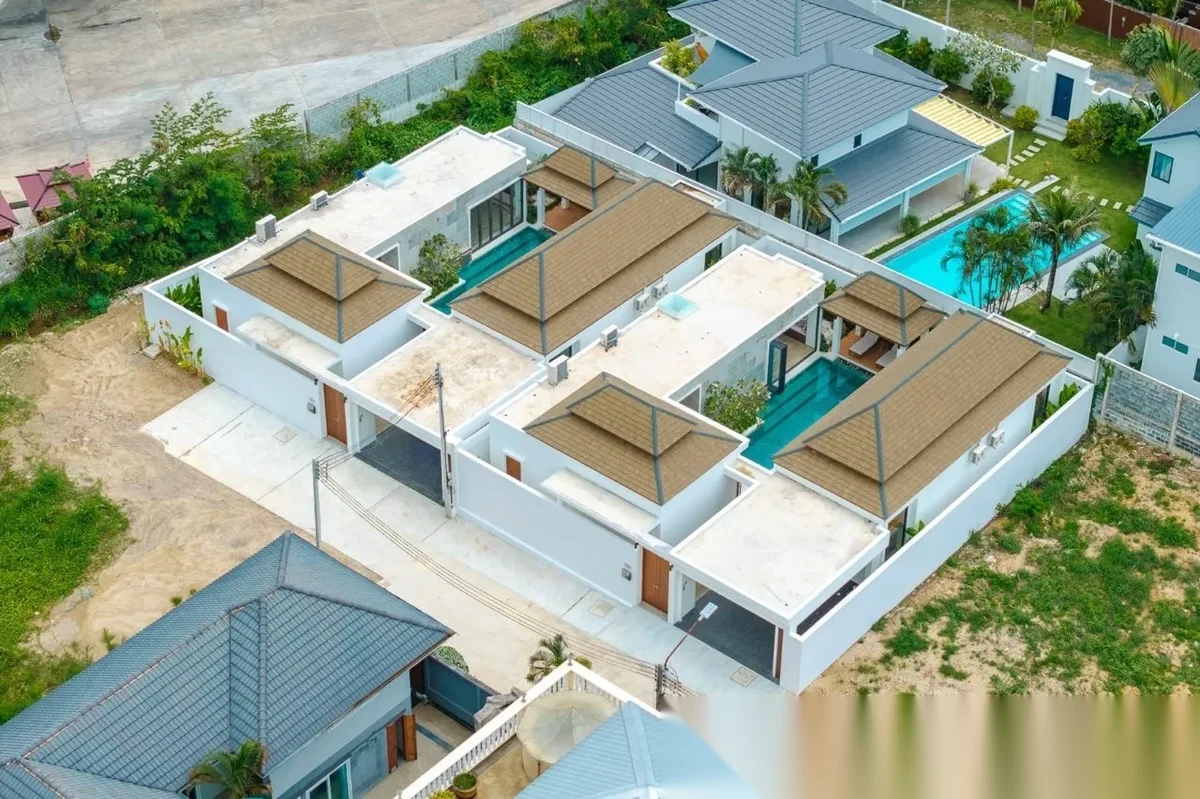 3 Bedroom Villa for sale · Pool View — photo 3