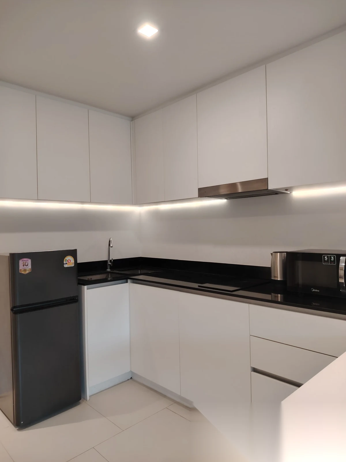 Studio Apartment for sale at Utopia Karon complex · Karon · Pool Access — photo 5