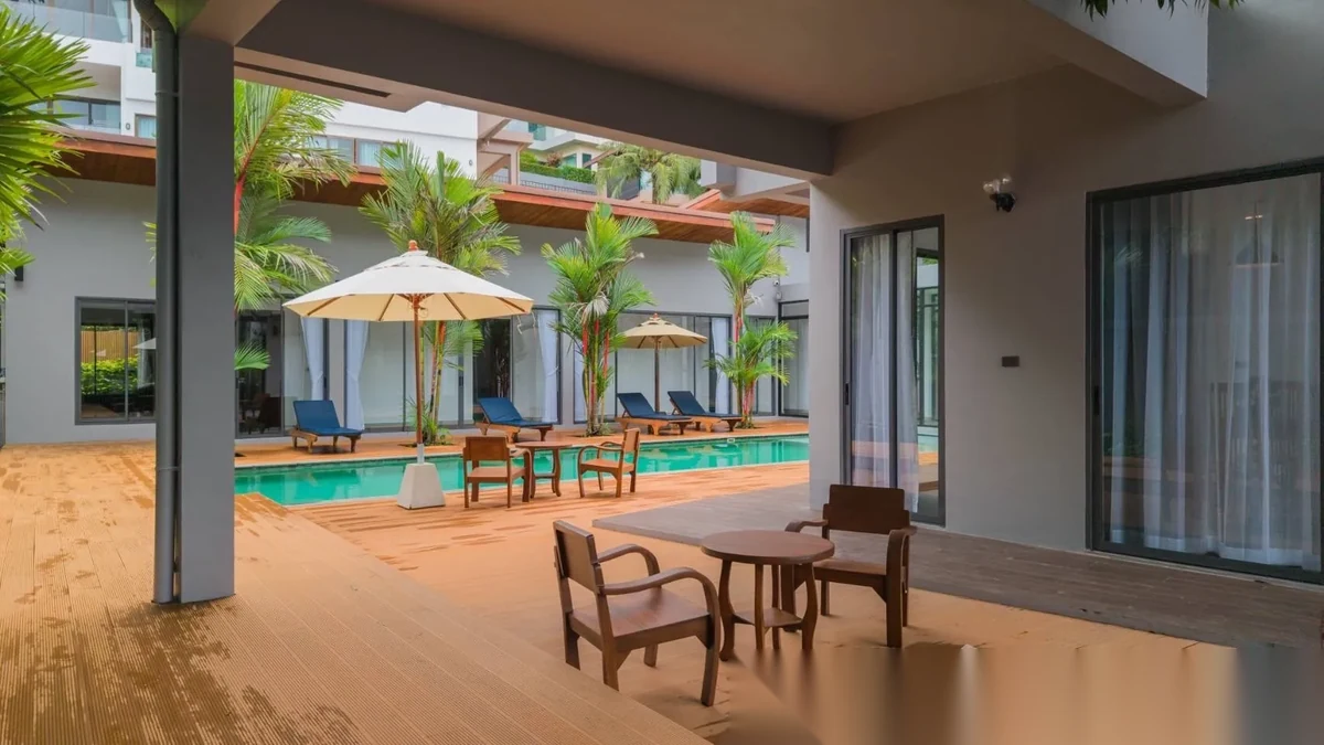 4 Bedroom Villa for sale · Pool Access — photo 18