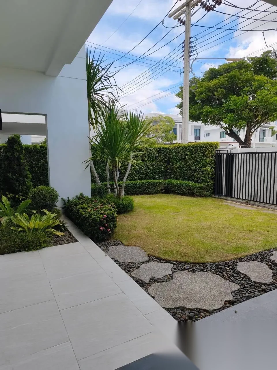 3 Bedroom House for rent at Siwalee Rasada complex · Phuket Town — photo 2