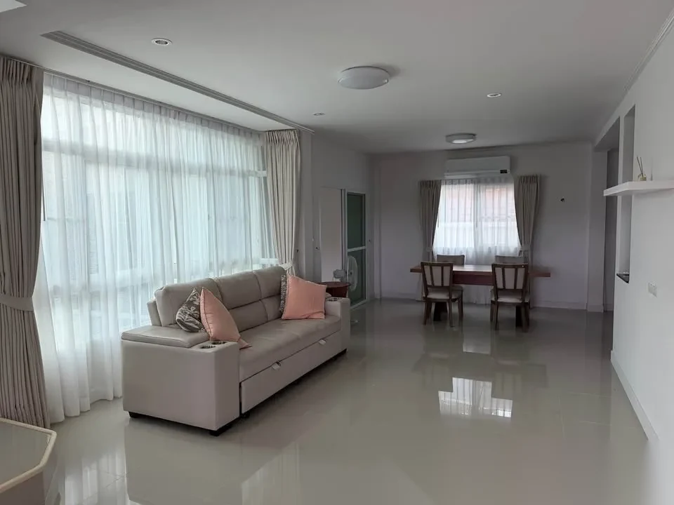 4 Bedroom House for rent at Supalai Lagoon Phuket complex · Ko Kaeo · Lake View — photo 12